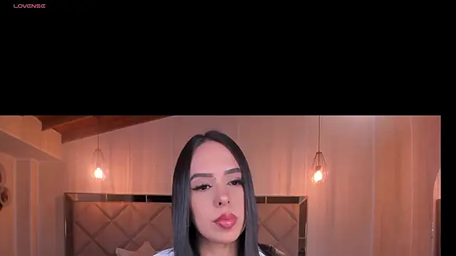 KatieStonne online show from October 3, 2025, 2:30 am