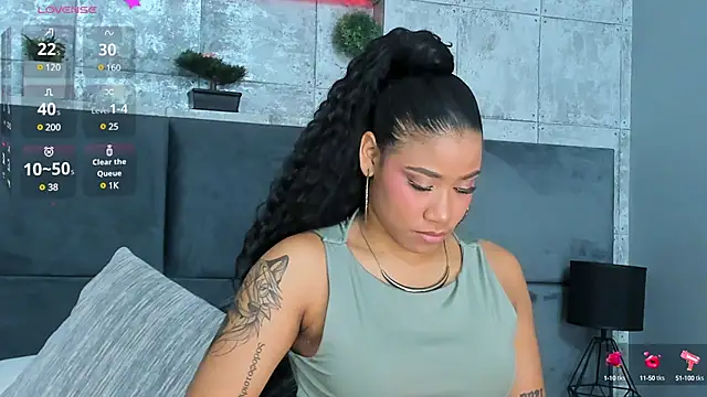 Salome Diaz  online show from March 22, 2025, 12:46 pm