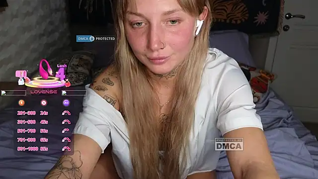 Snapshot of GoodGirl0024 chatting on May 3, 2026, 8:37 pm GoodGirl0024 online show from May 3, 2026, 8:37 pm