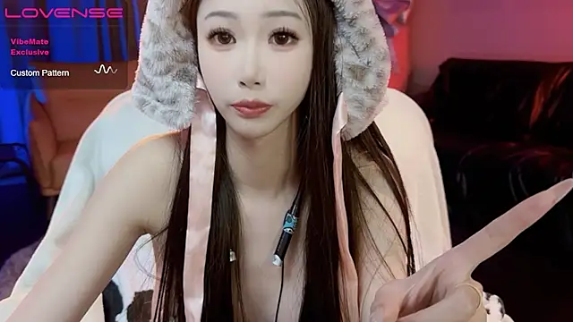 JoooJo  online show from February 24, 2025, 8:58 pm