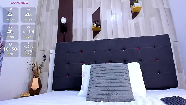 Snapshot of Anastasiapriest chatting on April 1, 2026, 11:33 am Anastasiapriest online show from April 1, 2026, 11:33 am