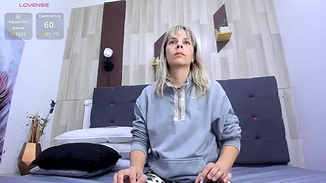 Snapshot of Anastasiapriest chatting on April 4, 2026, 11:29 am Anastasiapriest online show from April 4, 2026, 11:29 am