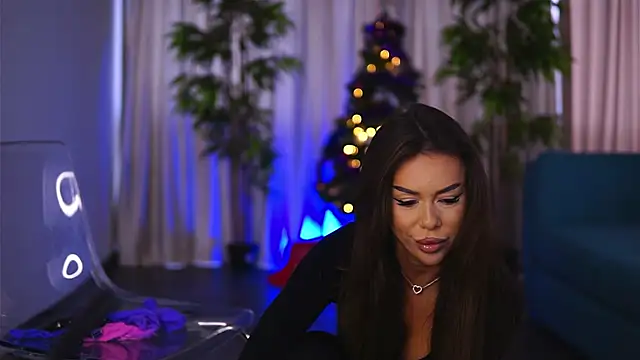 MissKiarra online show from December 29, 2024, 7:39 am