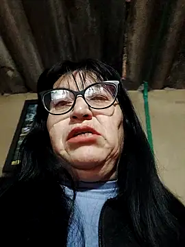 Snapshot of clarita_01 chatting on October 9, 2025, 10:57 am clarita 01 online show from October 9, 2025, 10:57 am