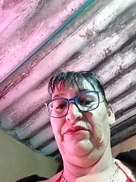 Snapshot of clarita_01 chatting on October 22, 2025, 11:54 am clarita 01 online show from October 22, 2025, 11:54 am