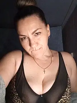 Ant0nina online show from December 19, 2024, 1:28 am