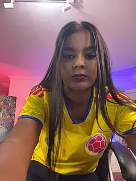 JANYLOVE   online show from July 3, 2026, 10:54 am