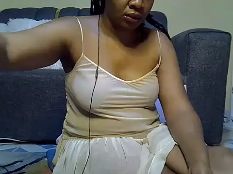 Snapshot of Sexy_Kezzy chatting on June 8, 2026, 3:40 am Sexy Kezzy online show from June 8, 2026, 3:40 am
