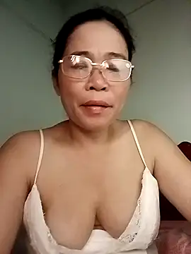 Snapshot of Sexy-asslove90 chatting on September 25, 2025, 1:42 am Sexy-asslove90 online show from September 25, 2025, 1:42 am