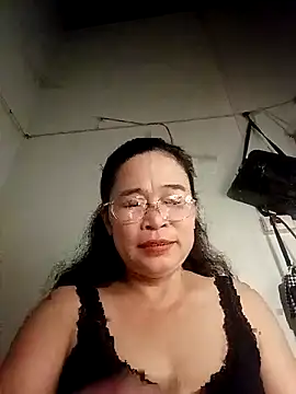 Snapshot of Sexy-asslove90 chatting on October 13, 2025, 2:28 pm Sexy-asslove90 online show from October 13, 2025, 2:28 pm