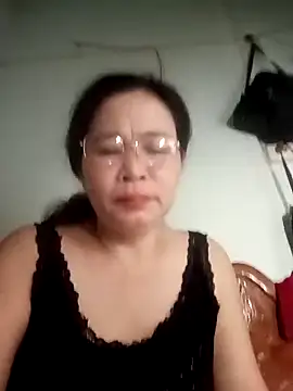 Snapshot of Sexy-asslove90 chatting on October 18, 2025, 5:10 am Sexy-asslove90 online show from October 18, 2025, 5:10 am