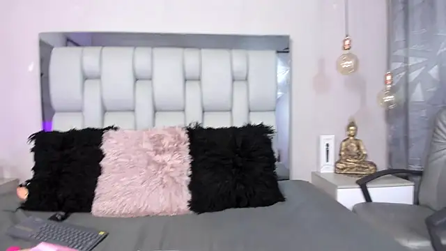 SusanBenett online show from March 13, 2026, 9:54 pm