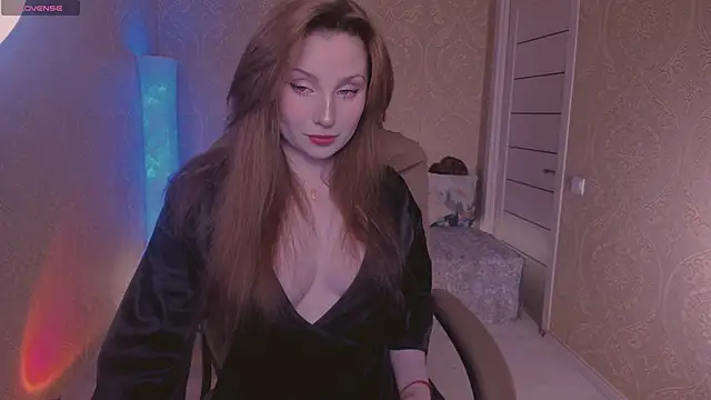 Snapshot of Eesmaaarrr chatting on January 25, 2025, 10:18 pm Eesmaaarrr online show from January 25, 2025, 10:18 pm