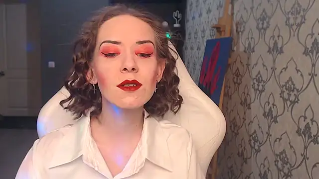 FascinatingEyess online show from May 30, 2026, 7:44 pm