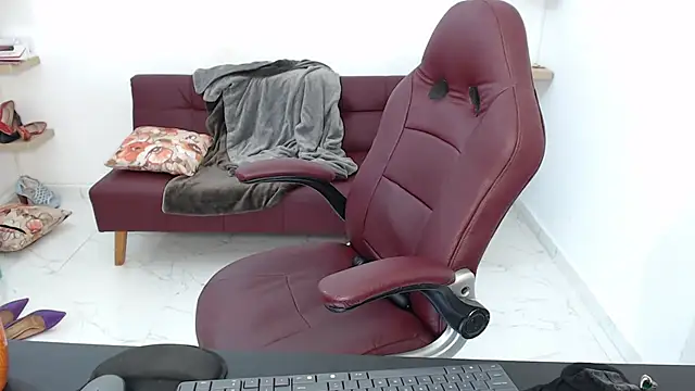 zehra sanem online show from March 6, 2026, 8:16 pm