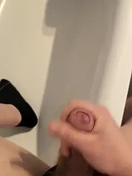 Snapshot of vorhauttree chatting on February 10, 2026, 9:46 am vorhauttree online show from February 10, 2026, 9:46 am