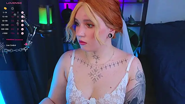 Snapshot of The_Full_Red_Moon chatting on January 28, 2025, 2:10 pm The Full Red Moon online show from January 28, 2025, 2:10 pm