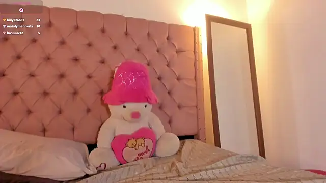 Snapshot of xanna_sweet chatting on February 7, 2025, 11:24 pm xanna sweet online show from February 7, 2025, 11:24 pm