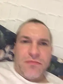 Snapshot of AttractiveSilk5 chatting on January 17, 2026, 12:59 am AttractiveSilk5 online show from January 17, 2026, 12:59 am