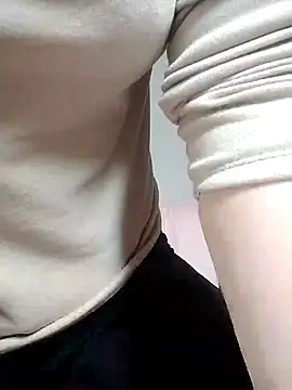 Snapshot of Rose_DiDi chatting on February 4, 2025, 2:49 am Rose DiDi online show from February 4, 2025, 2:49 am