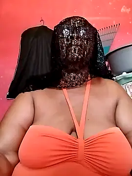 Snapshot of naughtygrannyXXX chatting on January 29, 2025, 6:43 am naughtygrannyXXX online show from January 29, 2025, 6:43 am