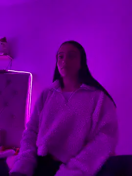 Ady 18 online show from March 6, 2025, 12:43 am