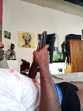 KeptupInosine online show from October 6, 2025, 12:13 pm