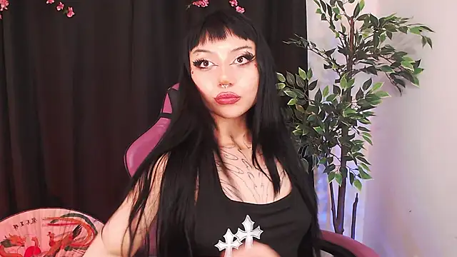 catipetite online show from April 3, 2026, 2:42 am