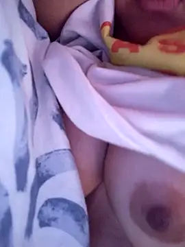 lovelyjhessy online show from February 4, 2025, 5:34 pm