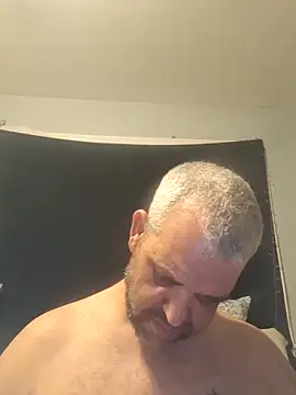 silkstroker6981 online show from March 4, 2026, 3:56 am