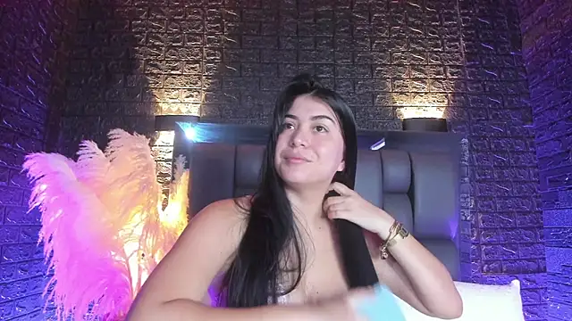 Snapshot of Sweet-Monica chatting on October 4, 2025, 10:46 am Sweet-Monica online show from October 4, 2025, 10:46 am