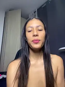 Valentinabaker online show from May 22, 2026, 6:09 am