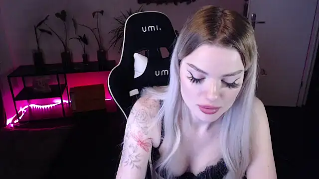 Bunny-Lou online show from March 1, 2025, 12:39 am