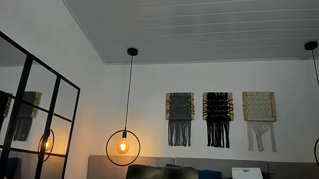 Snapshot of Sweet_camille chatting on February 25, 2026, 2:10 am Sweet camille online show from February 25, 2026, 2:10 am