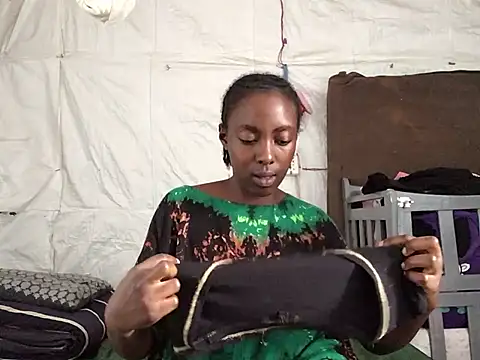 Barbiesharzia online show from June 17, 2026, 9:12 am