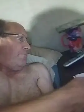 Snapshot of hornyrich69 chatting on September 26, 2025, 11:53 pm hornyrich69 online show from September 26, 2025, 11:53 pm