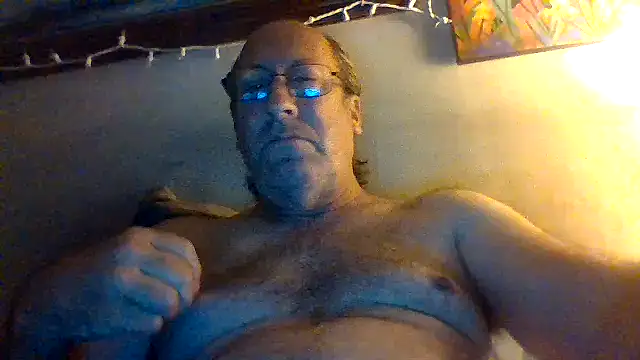 Snapshot of hornyrich69 chatting on July 25, 2026, 7:17 am hornyrich69 online show from July 25, 2026, 7:17 am