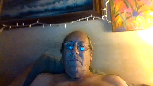 Snapshot of hornyrich69 chatting on July 27, 2026, 5:47 am hornyrich69 online show from July 27, 2026, 5:47 am