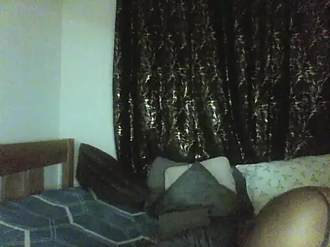 Sexxy pretty24 online show from November 24, 2025, 7:24 pm