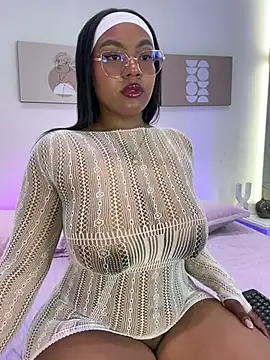 Esmeralda Duarte online show from March 10, 2026, 4:06 am