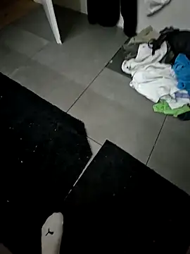 Snapshot of dennis1590 chatting on March 10, 2025, 10:55 pm dennis1590 online show from March 10, 2025, 10:55 pm