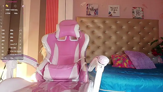 Lissalittlee online show from March 21, 2025, 10:50 pm