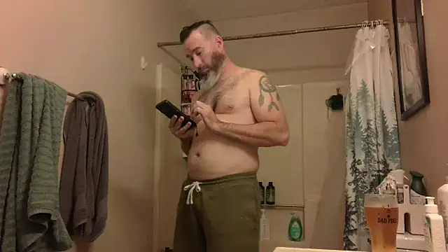 Snapshot of bongripingclitlicker chatting on February 17, 2025, 4:42 am bongripingclitlicker online show from February 17, 2025, 4:42 am