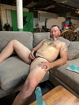 Snapshot of bongripingclitlicker chatting on April 16, 2026, 3:40 am bongripingclitlicker online show from April 16, 2026, 3:40 am