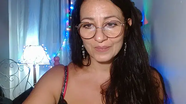 Snapshot of KeisyNeonX chatting on September 29, 2025, 7:08 pm KeisyNeonX online show from September 29, 2025, 7:08 pm