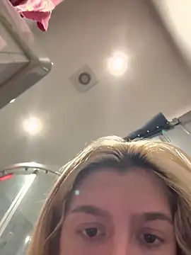 IrishTeenBarbie69 online show from January 11, 2025, 5:07 pm