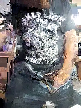 Snapshot of only_yours_for_now chatting on April 1, 2026, 6:25 am only yours for now online show from April 1, 2026, 6:25 am