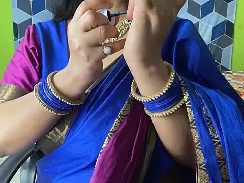 Aishwarya 101  online show from February 19, 2025, 11:38 am