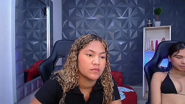 Cristal War online show from February 18, 2026, 11:11 pm