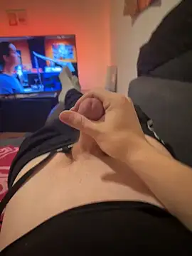 Snapshot of sollzii chatting on February 7, 2025, 5:18 pm sollzii online show from February 7, 2025, 5:18 pm